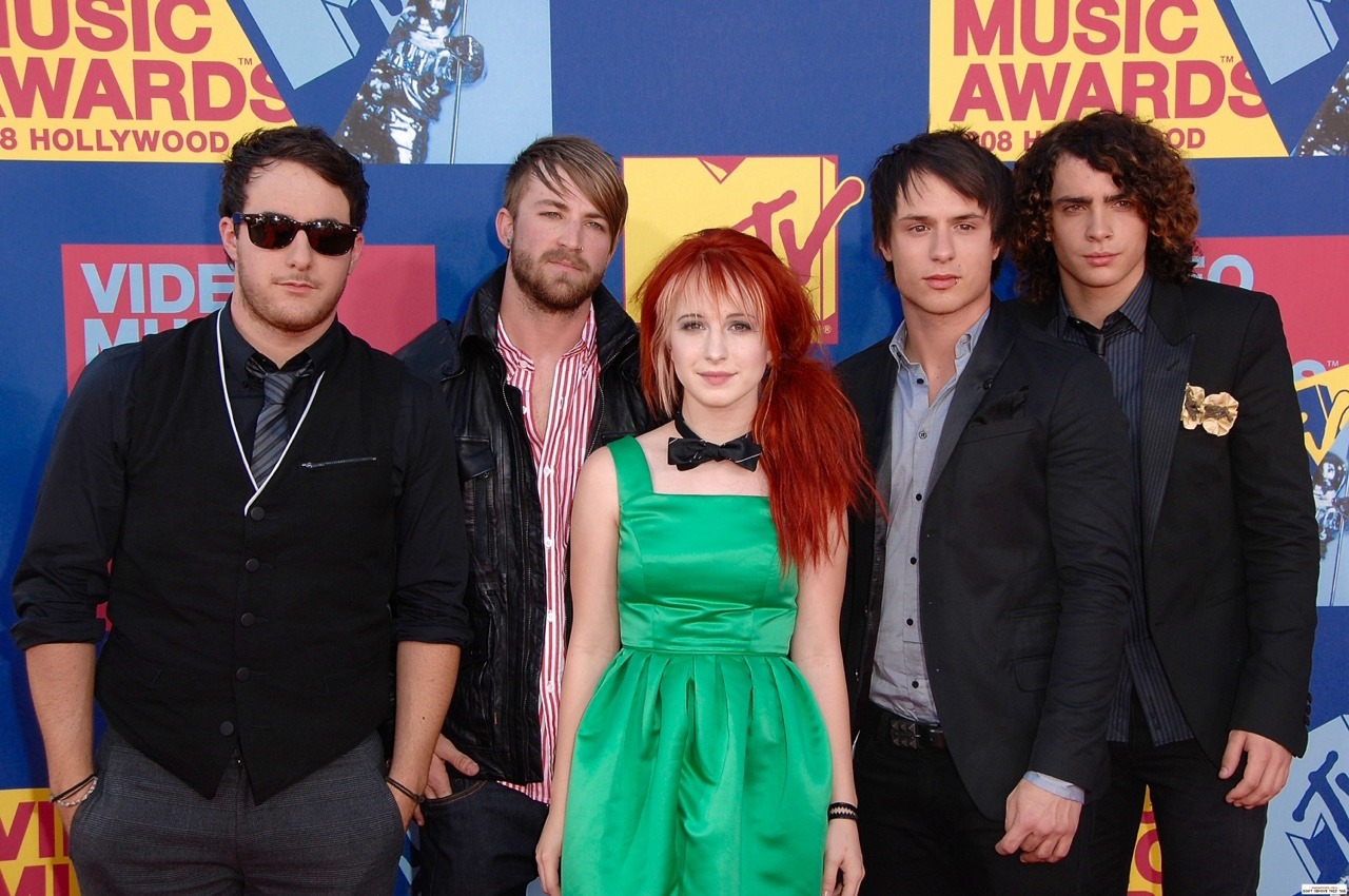 hayleyofparamore:  Some of have to grow up sometimes.