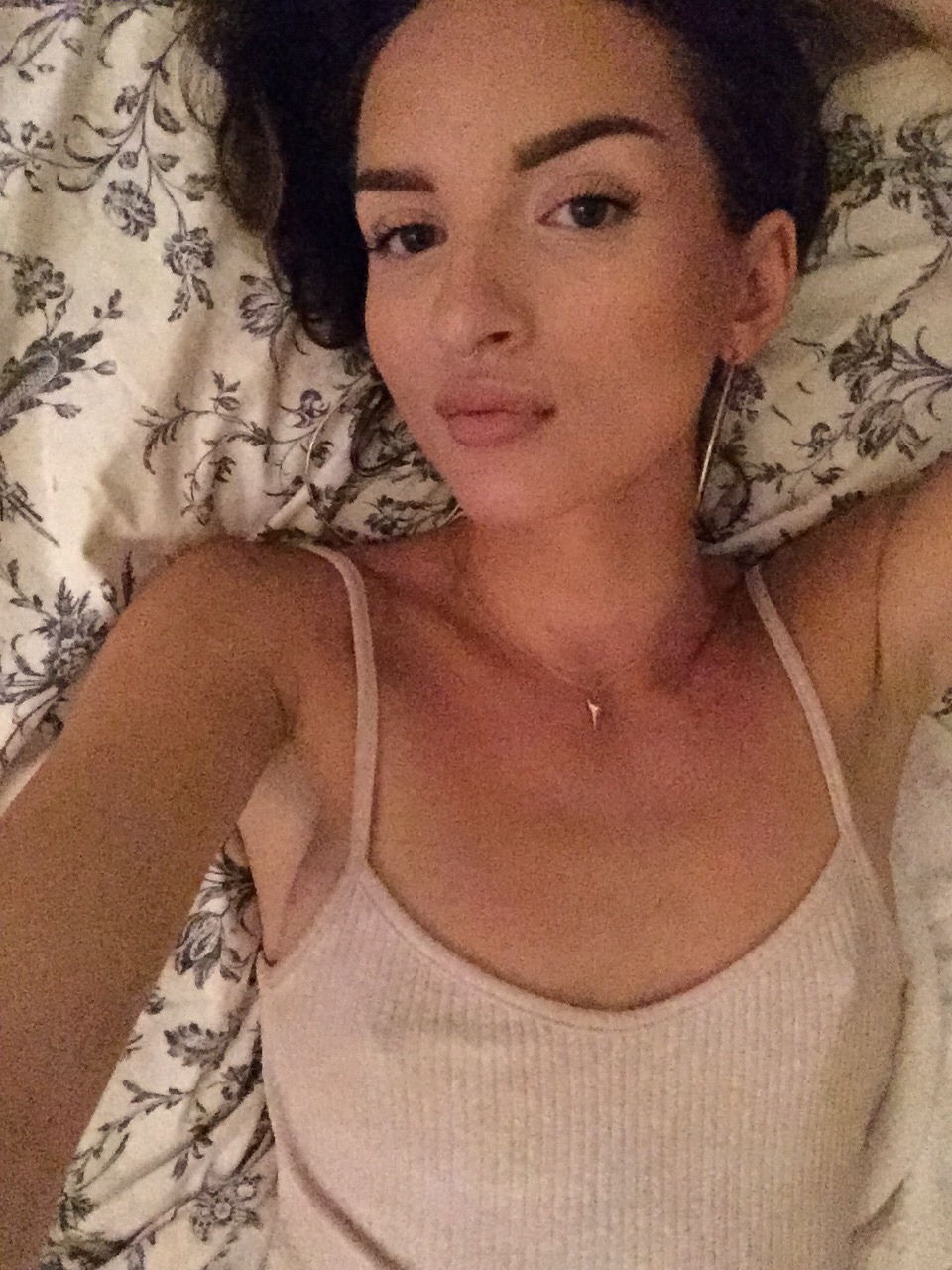expiredmilky:  Always in bed