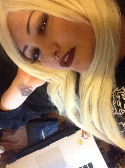 nepin:  Drunk photos from last night