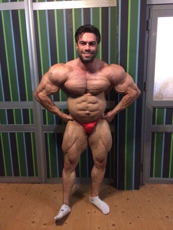 needsize:  Nice roidgut . Woof!