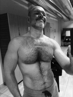 Follow my two hairy men blogs:http://sambrcln.tumblr.comhttp://hairysex.tumblr.com