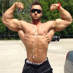 musclegazer:Regan Grimes,  21, Canada