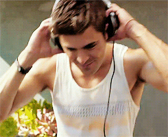 Zac Efron - Nice! Thanks. :)