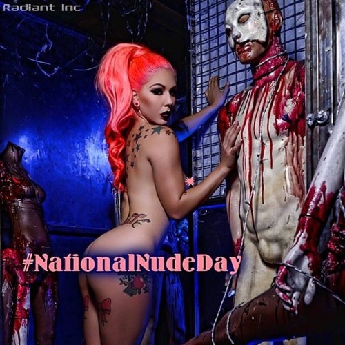 annaleebelle:  Before the day is up, Happy #NationalNudeDay! Love this shot from last Halloween with @radiant_inc. #radiantinc #annaleebelle #girlswithtattoos #lasvegas #lasvegasmodel #orangehair #coralhair #model #altmodel 