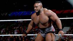 nippletheory:  More Big E tit appreciation.