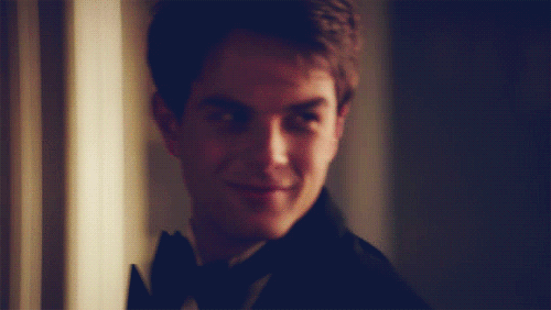 Kol Mikaelson Stare GIF - Kol Mikaelson Stare Vampie Diaries - Discover &  Share GIFs