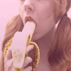 linnylace:  alexinspankingland:  linnylace:  thecannabisprincess:  linnylace:  LOL banana malfunction  You are adorable 😍😍😍  no u!!! ❤️❤️❤️  I’ve had just about enough of you bring cute, young lady! It’s getting to be too much