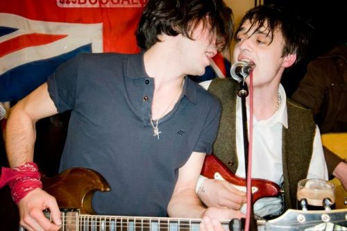 libertines reuniting for hyde park gig.