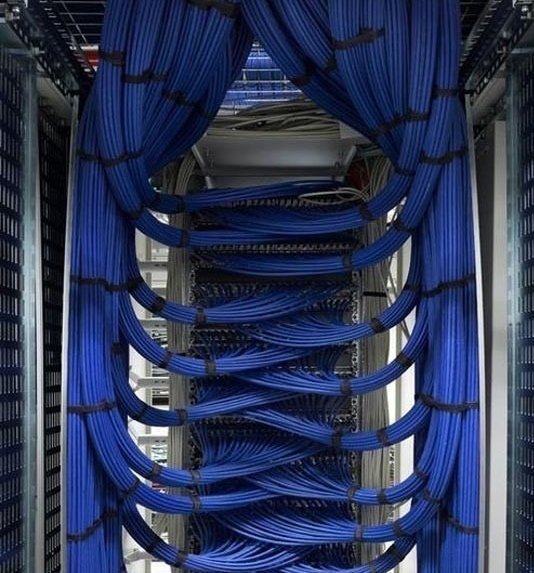 Your cable management moment of zen.