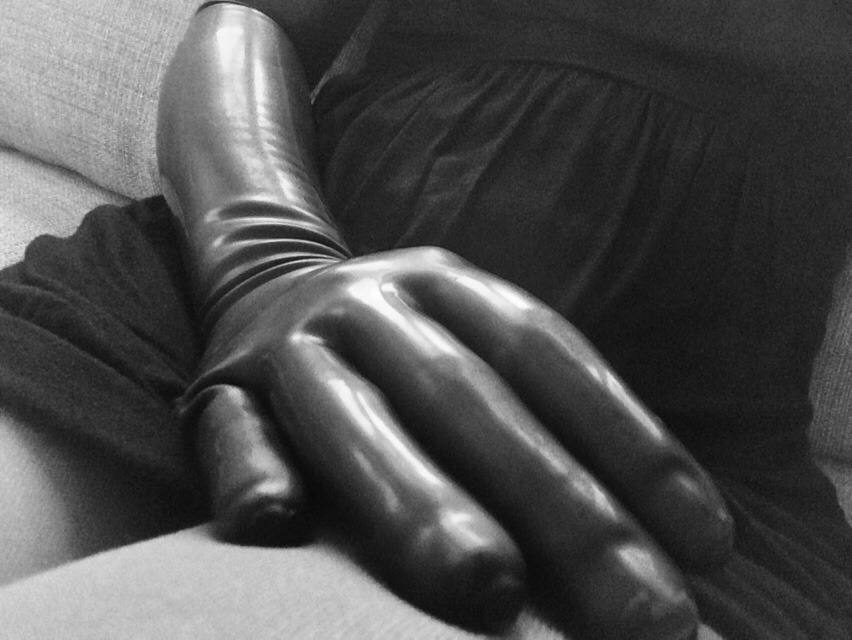 theglover:  rubberl8tx:  theglover:  It felt so good to be gloved. My arms had missed