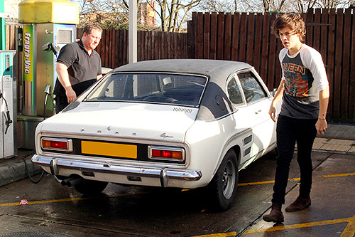 willoughbooby:  “… he drives to school every morning, while I walk alone in the rain” 