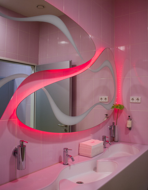 lucyrosefuller:dream bathroom