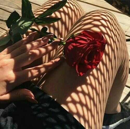 idontknowanymoresstuff - ⚘ Red ⚘