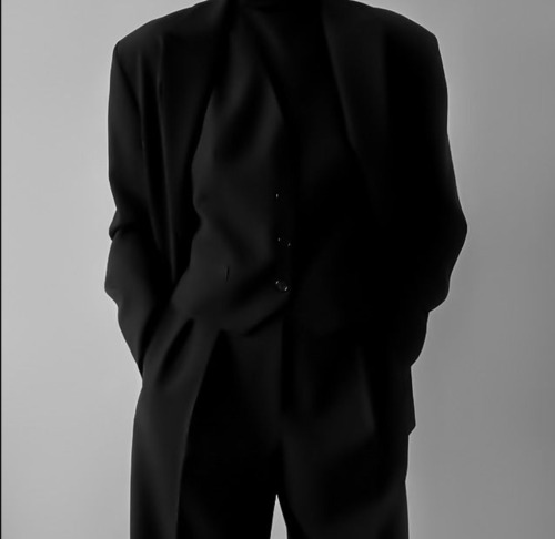 DRACO MALFOY AS A VAMPIRE WITH A TRACKING GIFT