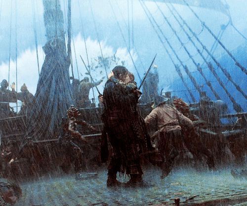 Elizabeth Swann + Will TurnerPIRATES OF THE CARIBBEAN TRILOGY (2003-2007) Dir. Gore Verbinsky