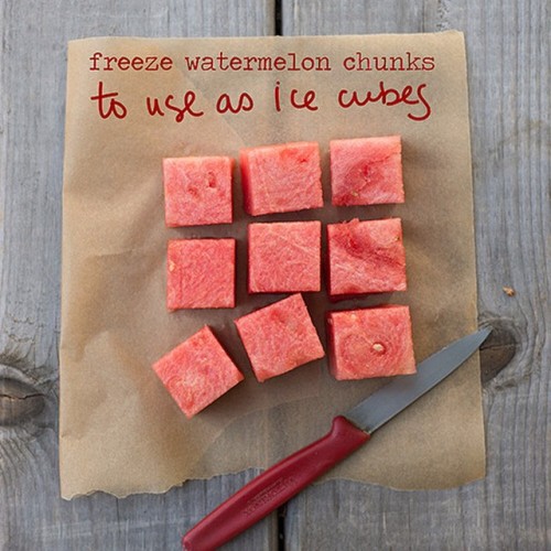Who would have thought&hellip;. #Watermelon #icecubes #sweet #2frochicks #cocktails #Refreshment #Fu