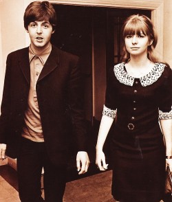 itgirl73:  Paul McCartney and Jane Asher. 