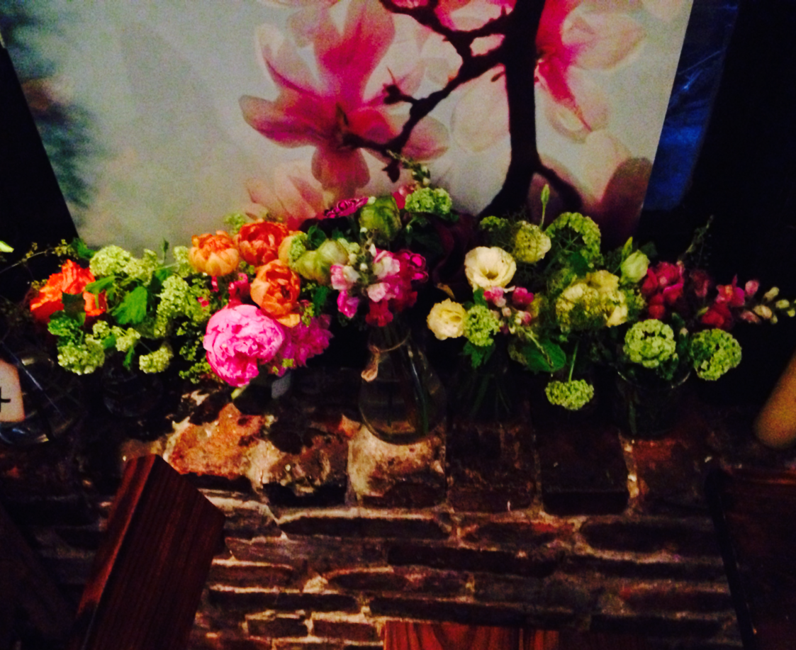 fashiondailymag:
““
flowers in SoHo
(my pic)
” ”