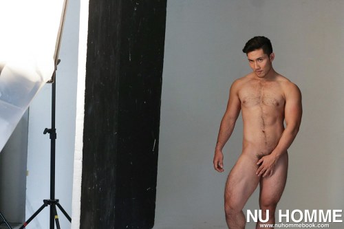 haruehun:  BENZ THANAPATH for NU HOMMEDownload full: https://goo.gl/FOa2ym