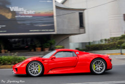 theautobible:  Porsche 918 Spyder en México D.F. by SpottingMex on Flickr.