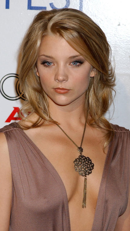 Natalie dormer anne boleyn