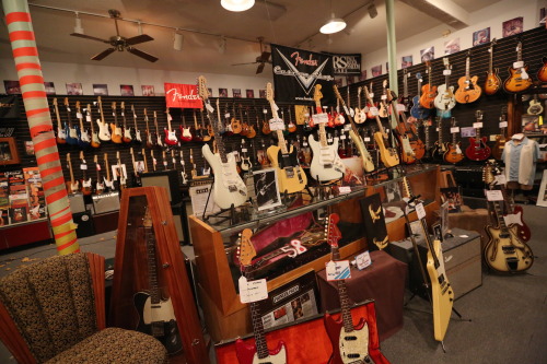 worldcafe:  World Cafe Sense of Place - Minneapolis: Willie’s American GuitarsJim McGuinn, local Program Director and on-air host at the Twin Cities’ public radio station, The Current, suggested we stop by Willies American Guitars shop during our