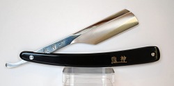 knifepics:  Straight Razor - Japanese Origin