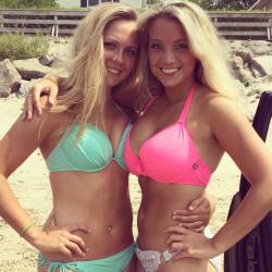 bustybikinigirls:  Blonde and Blonde