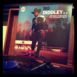 igaoaka:  #キイテイルオンガクハコレ♫ #nowplaying #vinyl #bodiddley