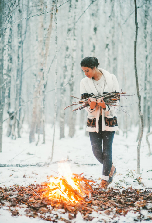 wood-is-good:Winter (via Emily Blake Photography / Lifestyle)