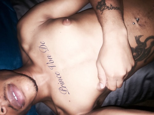 princevonde:  And with just one touch😍👄♋️👅