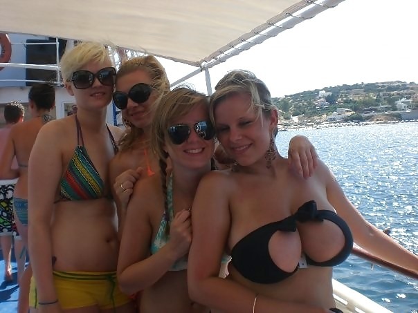 hbombcollector:  Boat time.
