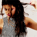 loversinme:  @selenagomez That one time I had ma Latina texture going on.. Or just.. everyday 