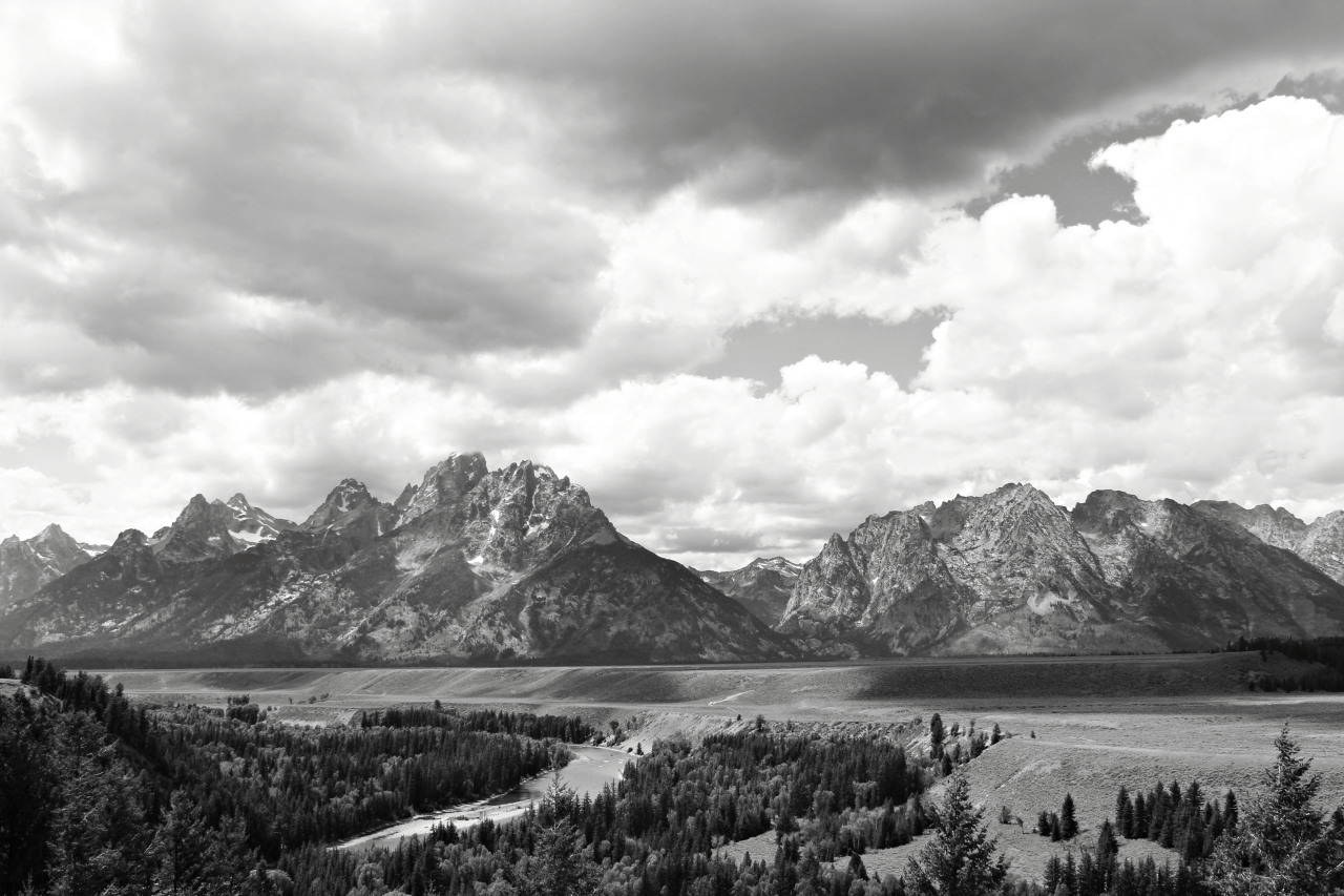 takemetomountains:  go.   { MT —&gt; WY }