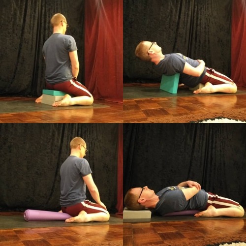 So after this mornings fancy #yogateacher Reclining Hero pose, here are the variations as promised. 