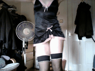 kookiekunt:  I HATE having a migraine.  buy me a giftcard and get tons of naughty goodies in return!! just send an amazon.co.uk giftcard to pixieglitch@gmail.com! The more you spend the more goodies you get!