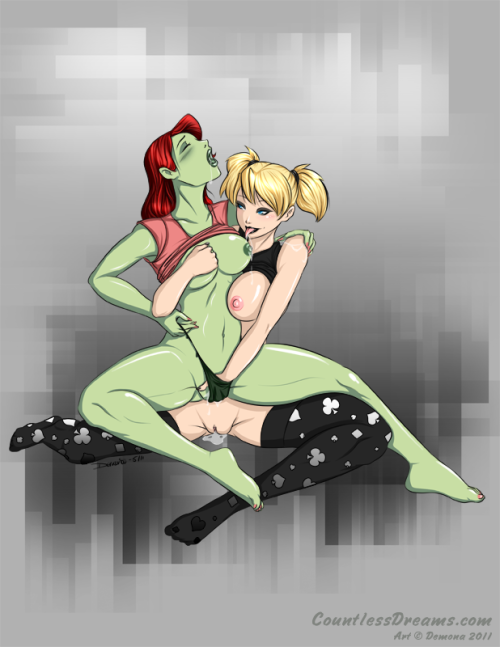 Porn rule34andstuff:Harley Quinn+Poison Ivy.  photos