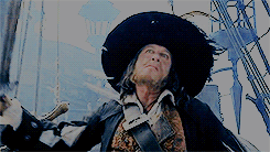 myfairgolightly:  MAKE ME CHOOSE  ↳ stillnoise asked: Davy Jones or Hector Barbossa?