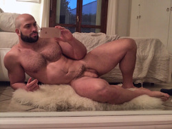 stratisxx: I hope he’s posting this selfie on grindr trying to get a tight bottom to ride his big greek cock