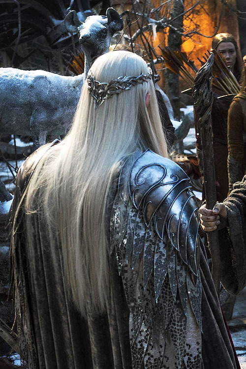 First official photo of Thranduil in “The Battle Of Five Armies”!