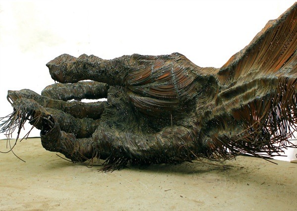 myampgoesto11:  Metal sculptures by Darius Hulea 