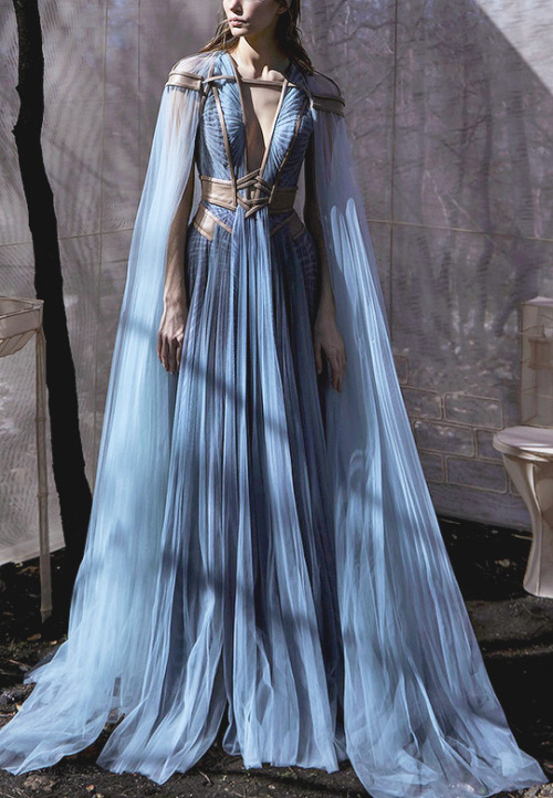 evermore-fashion:Hassidriss ‘Oblivion’ Spring 2020 Haute Couture Collection