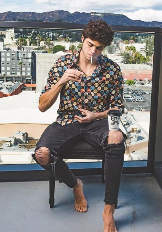 hottestboysmodels: Actor Noah Centineo busted ! More boys &amp; models: https://hottestboysmodels.tumblr.com/