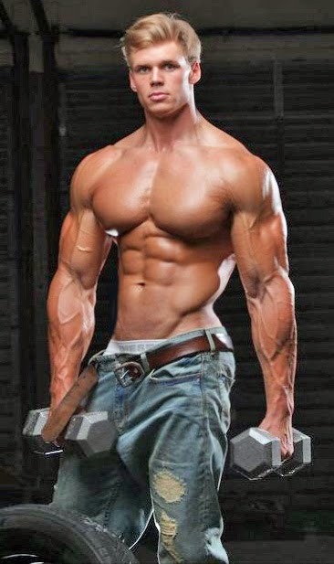 billyraysorensen:  Need to get me some of this blonde muscle beauty – Steve Webb