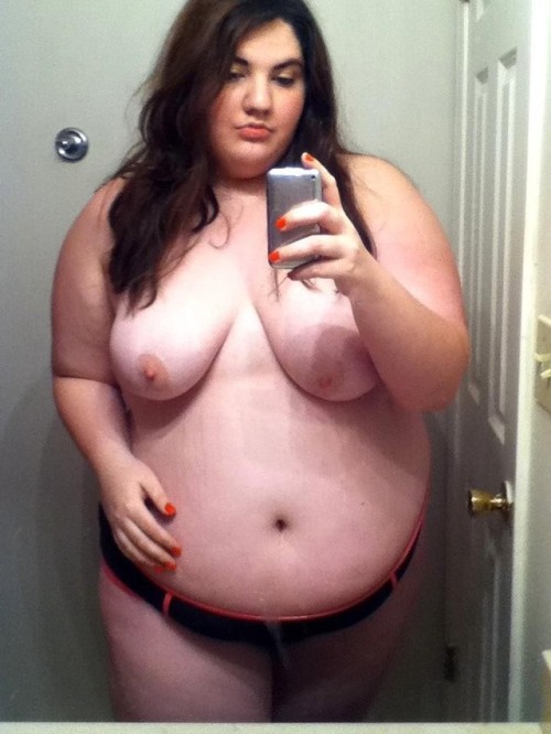 fuckprettythickp6d: white chubby girlTanyaImages: 52Looking: MenOnline now: Yes. Link to profile: Cl