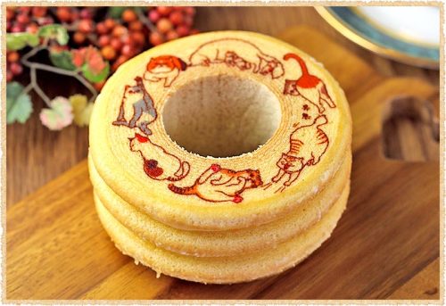 Kitty baumkuchen! ♥_♥