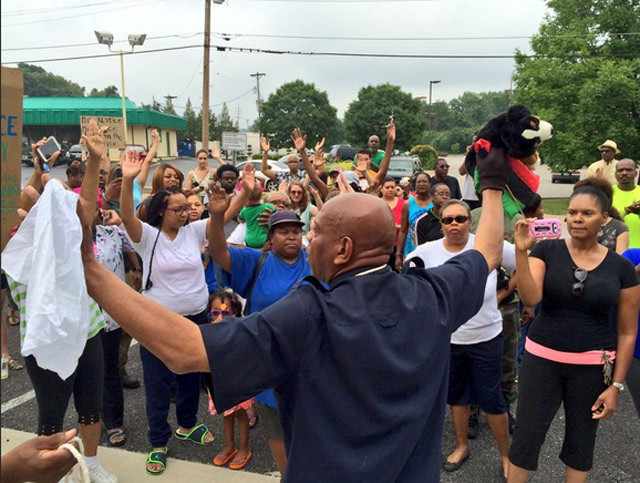 journolist:  Michael Brown remembered as a ‘gentle giant’ (St. Louis Post- Dispatch)