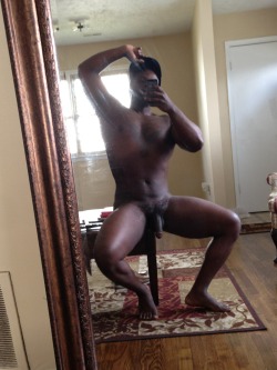 butchie4ever:  Thick Chocolate (via Guys with iPhones)