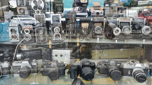 Old cameras, old shop, old owner by sir20 