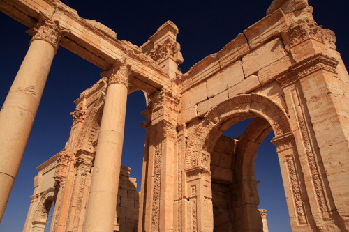 classicalmonuments:Monumental Arch of PalmyraPalmyra, Syria3rd century CEThe Monumental Arch was bui